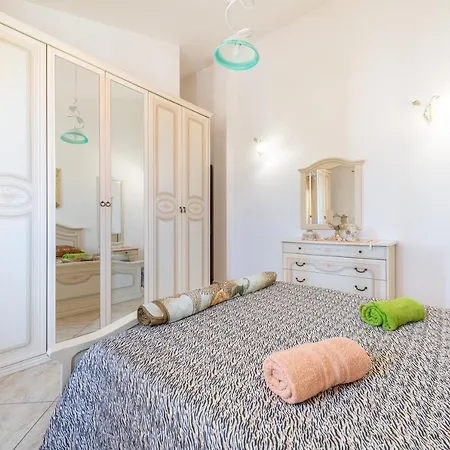 Casa Vacanze L'ulivo SantʼAntìoco