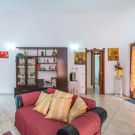 Casa Vacanze L'ulivo Tatil Evi
